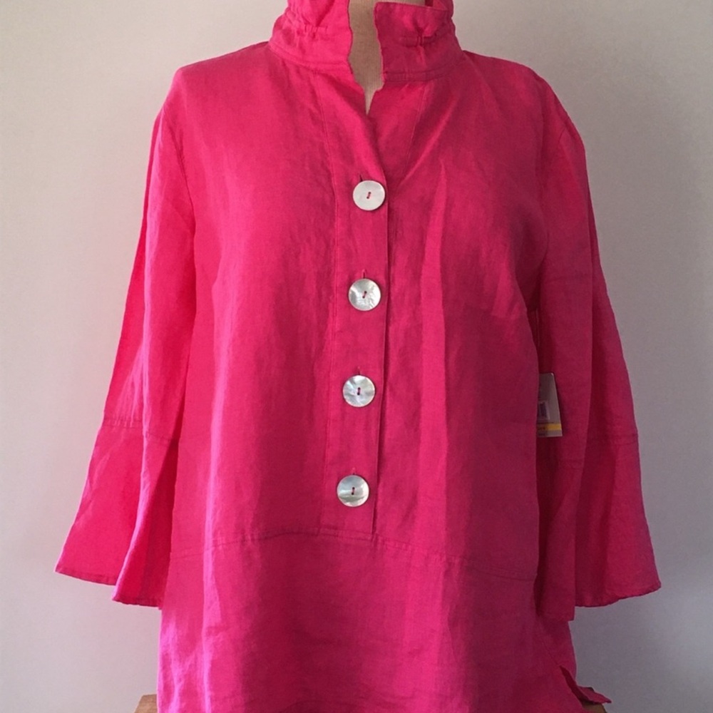 John Mark Bright Pink Linen Top Size Medium